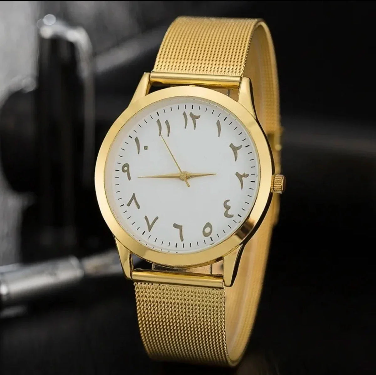 Simple Mesh Strap Watch – Timeless Elegance for Every Style