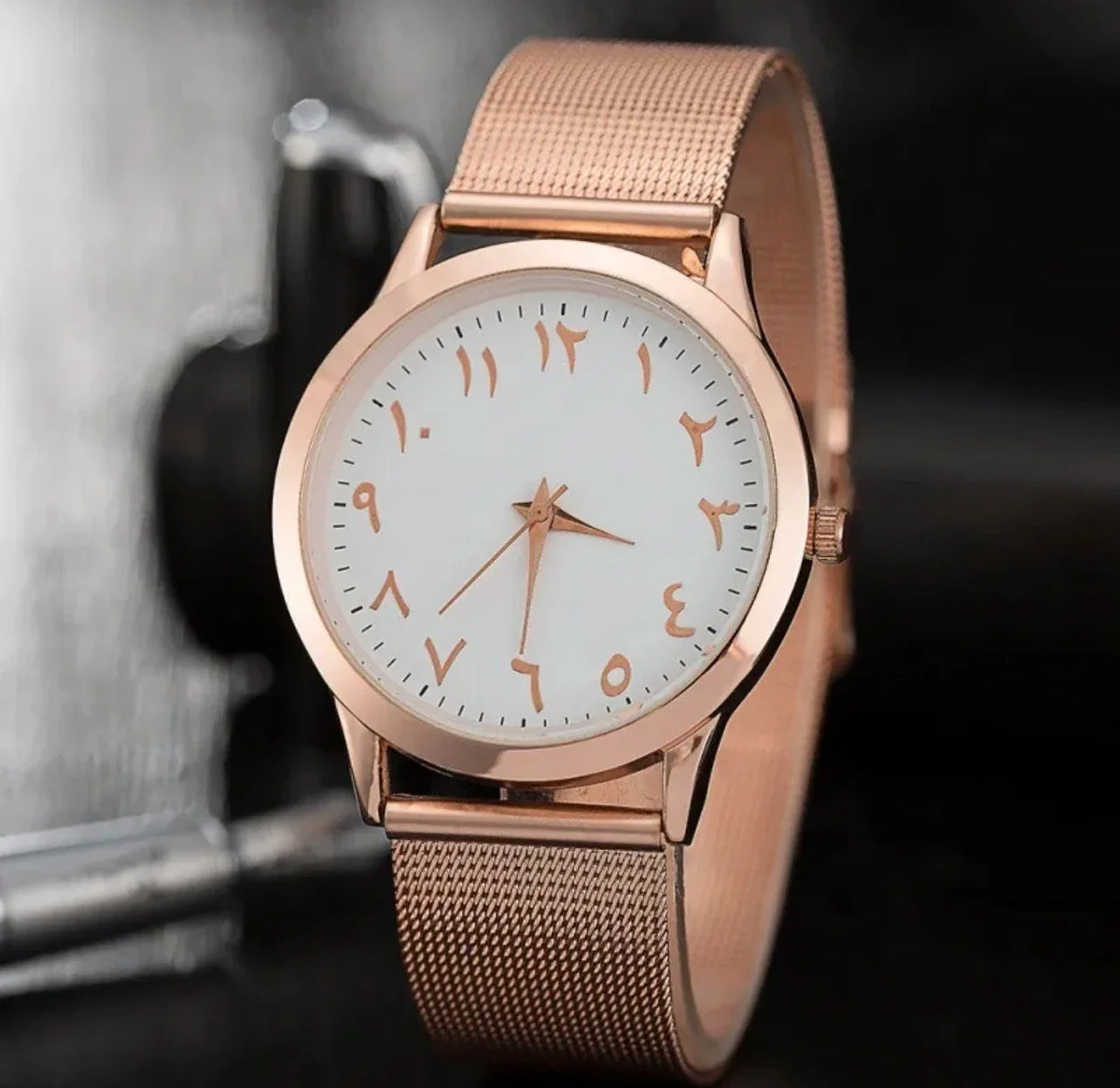 Simple Mesh Strap Watch – Timeless Elegance for Every Style