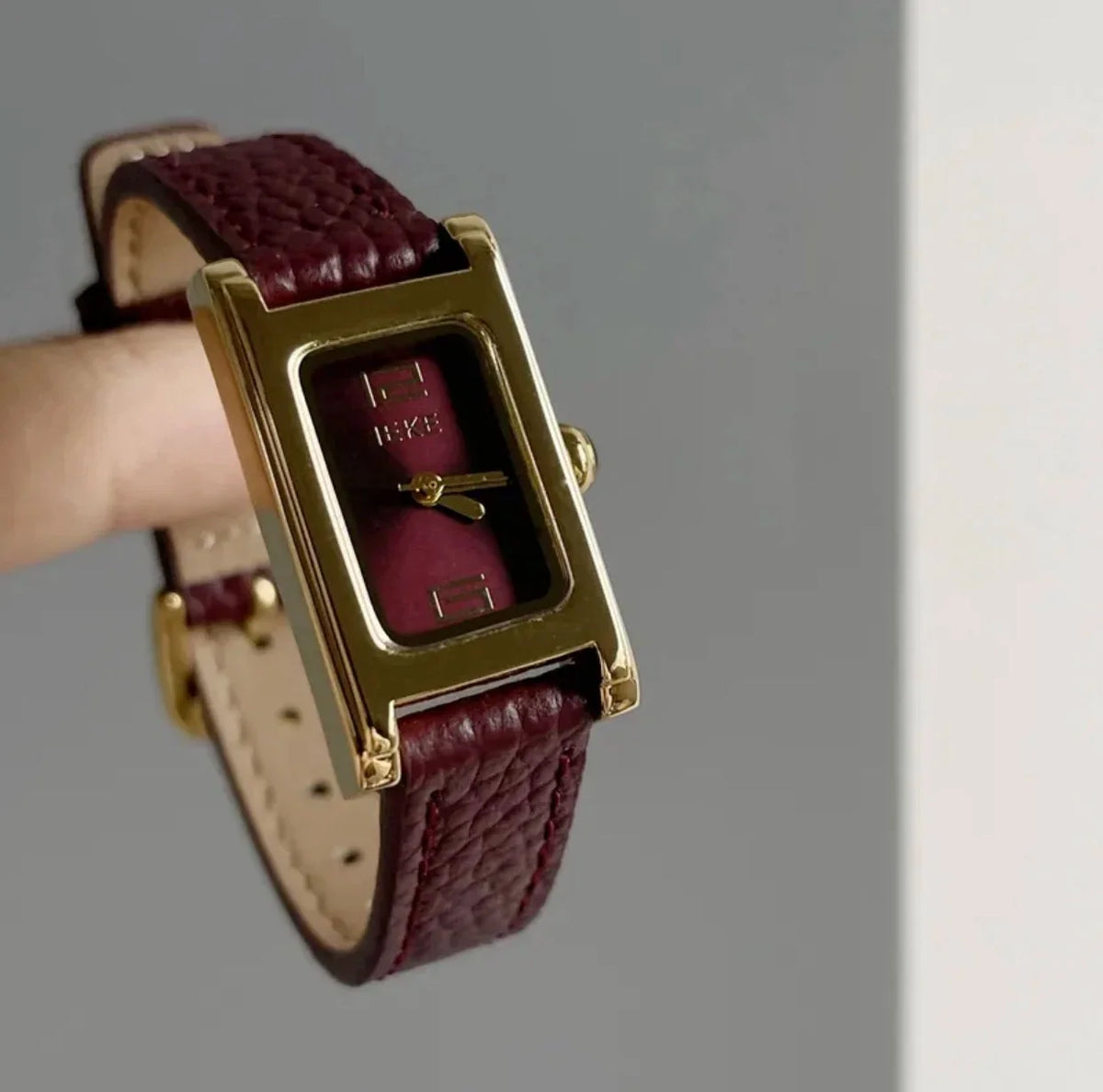 Vintage Women’s Quartz Watch