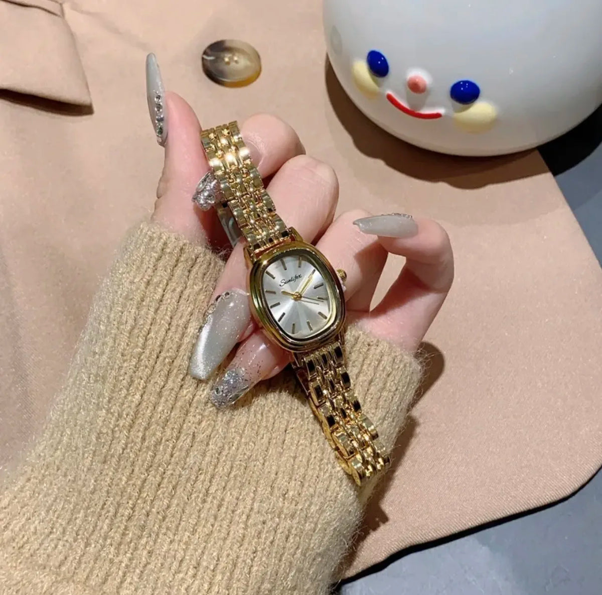 Elegant Women’s Quartz Watch