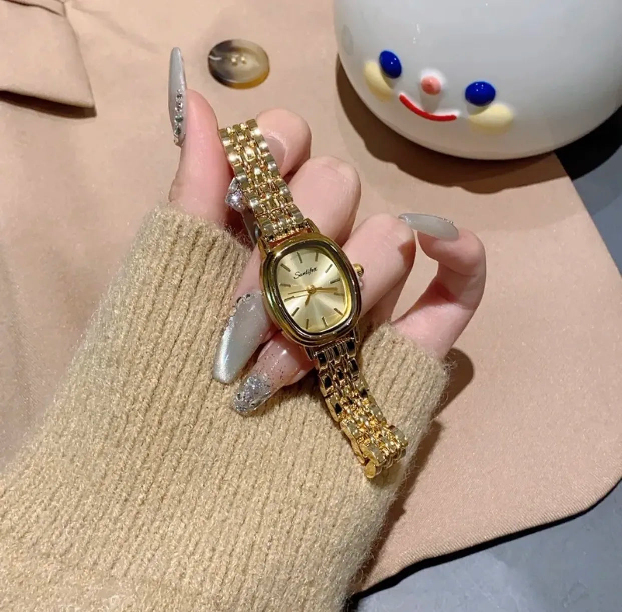Elegant Women’s Quartz Watch